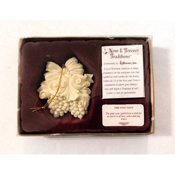 Pine Cone Christmas Tree Ornament Vintage 1997 Cream Holiday Decoration Gift - Picture 2 of 4